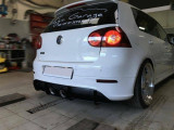 Maxton Design Zadní difuzor VW Golf Mk5 R32
