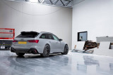 Maxton Design Prahové lišty Audi RS6 C8 V.1 - černý lesklý lak