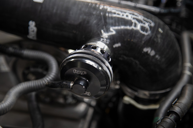 Blow off ventil 1.0 TSI VW Golf 8 T-Roc Škoda Fabia Octavia 4 Karoq Kamiq Scala Audi A1 A3 Cupra Leon FMDV46 Forge Motorsport - Černá