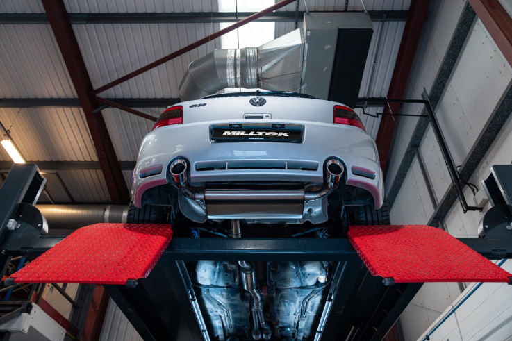 Milltek Sport Cat-Back výfuk pro Volkswagen Golf IV R32 3.2 VR6 – V2 Non-Resonated (hlasitější) s Inward Rolled koncovkami (100 mm)