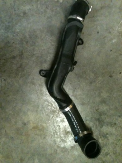 Nerestriktivní vedení ke klapce 2,0 TFSI - CTS Turbo