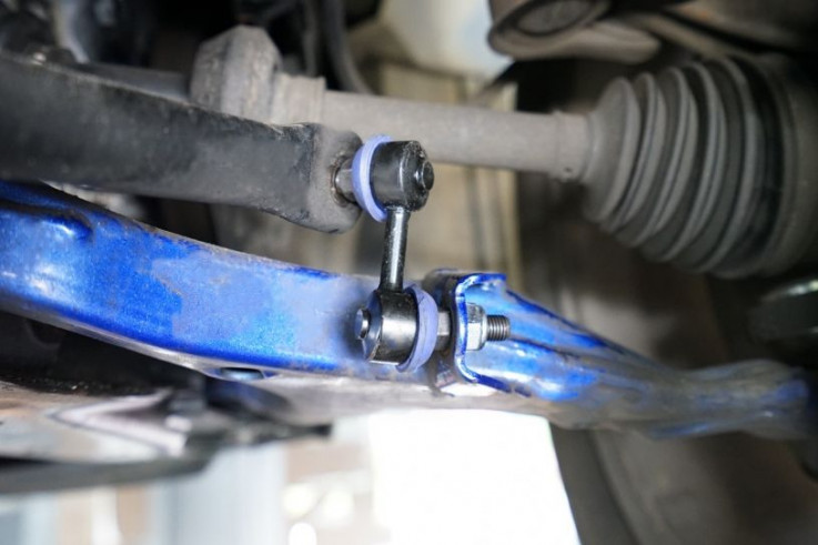 Přední zesílené kosti stabilizátoru Hardrace Civic Type R EP3