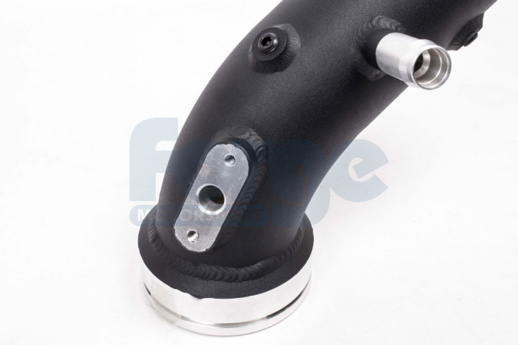 Forge Motorsport Celohliníkové tlakové vedení se silikonovou hadicí pro BMW M135i F20