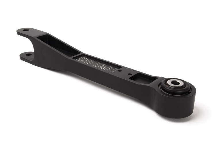 DINAN Unibalové nastavitelné ramena zadní nápravy BMW M3 F80 M4 F82 F83