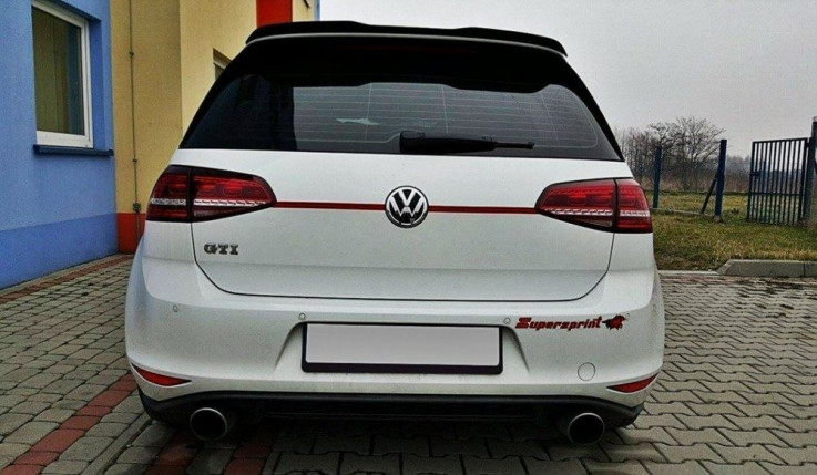 Maxton Design Nástavec střešního spoileru VW Golf Mk7 GTI - karbon