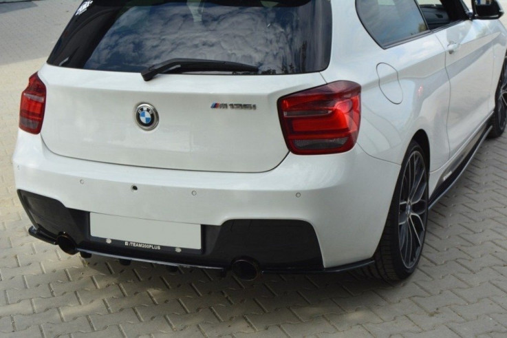 Maxton Design Spoiler zadního nárazníku s příčkami BMW 1 F20/F21 - černý lesklý lak