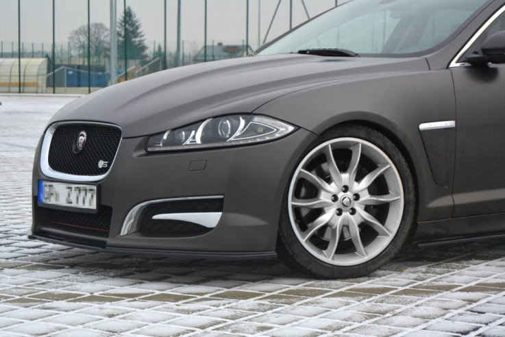 Maxton Design Spoiler předního nárazníku Jaguar XF Facelift S-Pack - černý lesklý lak