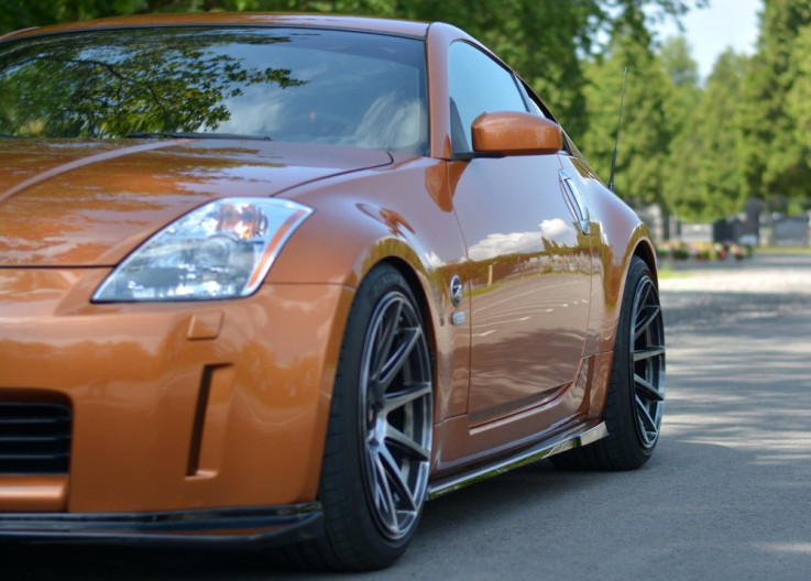 Maxton Design Prahové lišty Nissan 350Z - texturovaný plast