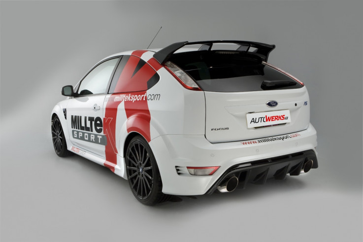 1. díl výfuku Ford Focus Mk2 RS 2.5T Downpipe Milltek Sport - bez katalyzátoru