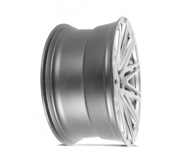 Riviera Wheels RV120 22x10.5 ET42 5x120 alu kola - stříbrné