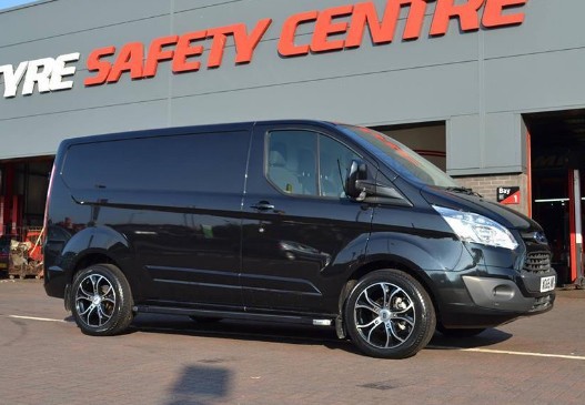 Riviera Wheels RV Dizzard 20x9 ET45 5x120 alu kola - černé