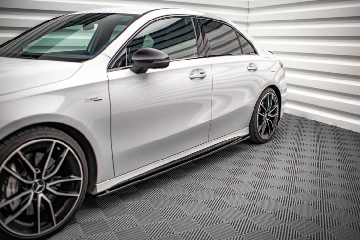 Maxton Design Prahové lišty Mercedes A35 AMG / AMG-Line W177 V.2 - karbon