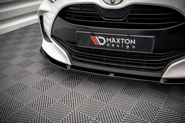 Maxton Design Spoiler předního nárazníku Toyota Yaris Mk4 V.3 - karbon